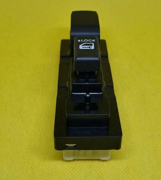Genuine Nissan Pixo 2009-2016 Driver Side Right Power Window Switch 37995M68K00