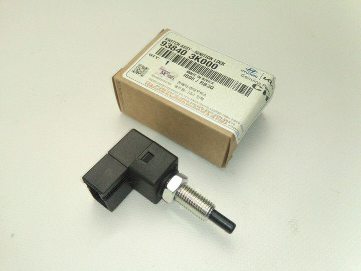 For Kia Sportage Ceed Venga Clutch Pedal Position Switch 938403K000 Genuine New