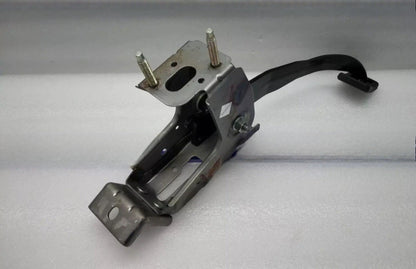 FOR HYUNDAI I10 2008-2019 CLUTCH PEDAL GENUINE BRAND NEW 32802-0X800