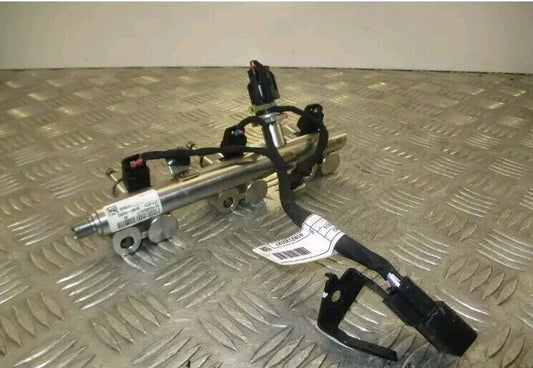 2018 Hyundai Kona 1.0 Petrol G3LC. Fuel Rail & Injectors 35310-03AC0/35350-04250